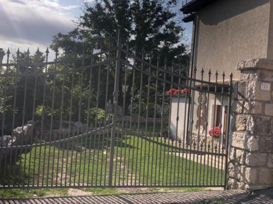 A Due Passi Dai Lupi Villa Civitella Alfedena Eksteriør billede